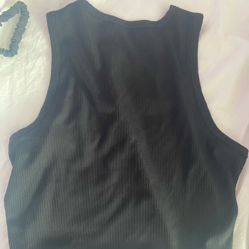 Tank top - Picture 2 of 4